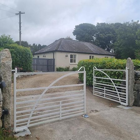Cracatinni Mews Roundwood Luaran gambar