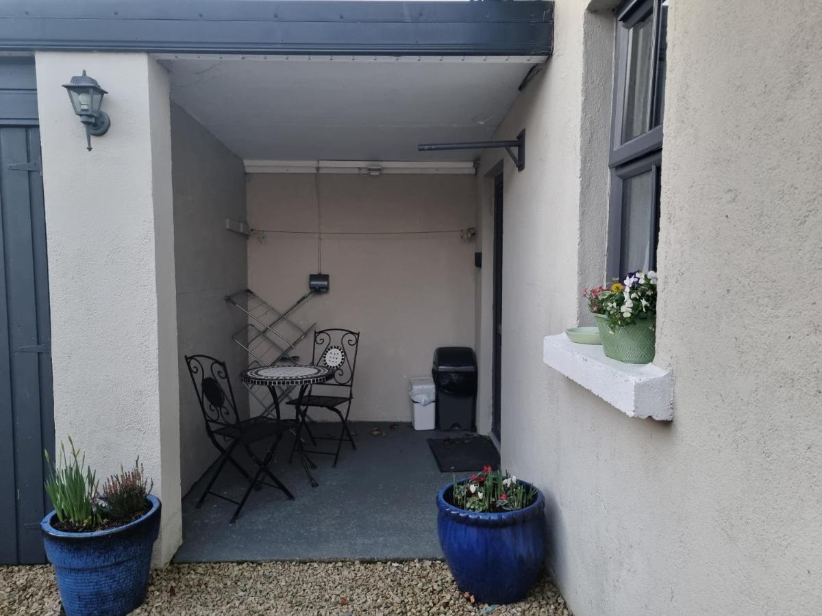 Cracatinni Mews Roundwood Luaran gambar